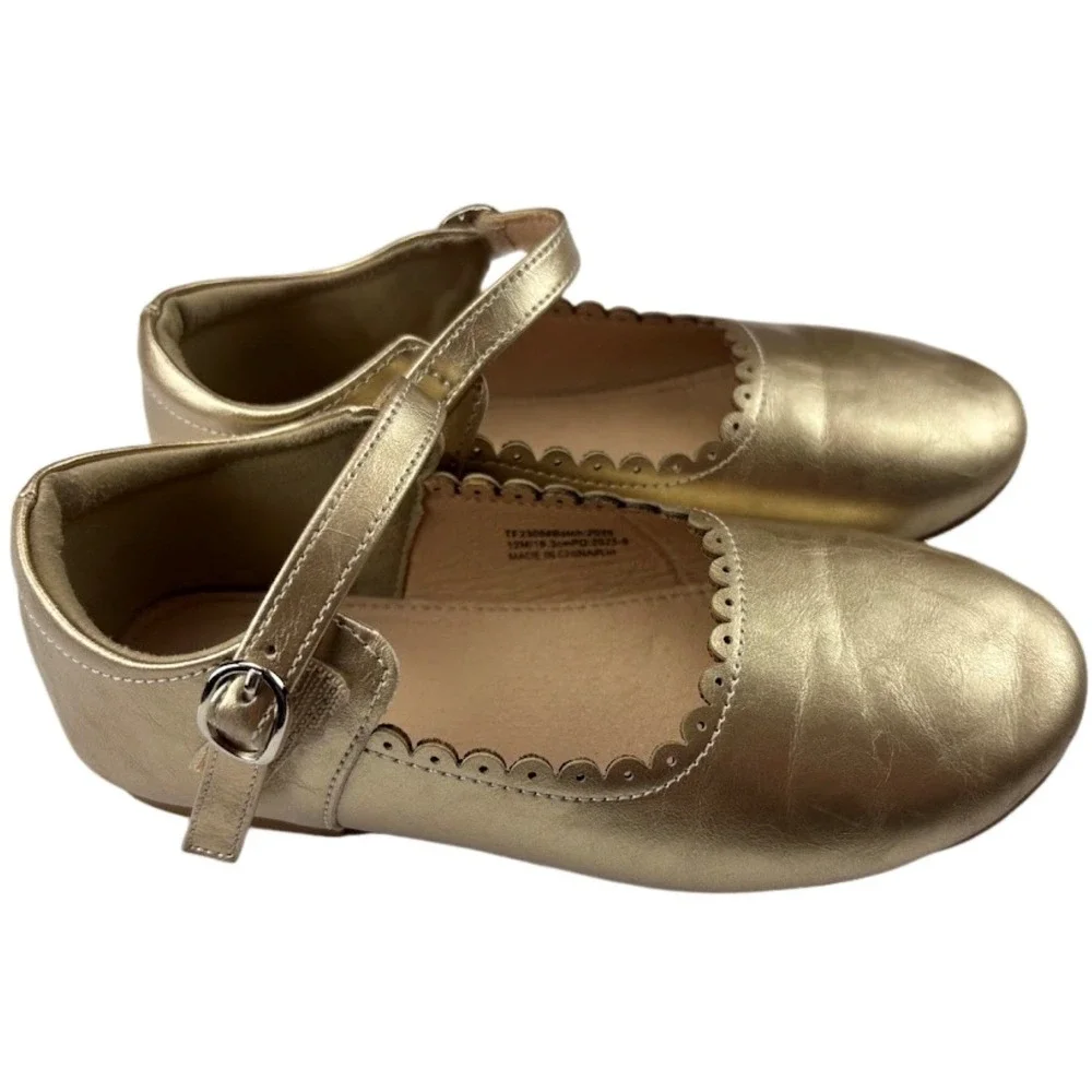 Tegeerk Girls Sz 12  Mary Jane Flats Gold Buckle‎ Strap Scalloped Trim Metallic